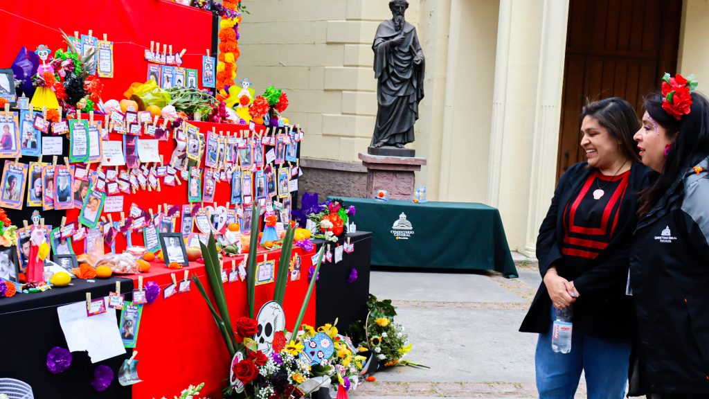 Así vivimos la inauguración del Día de los Muertos en el Cementerio General de Recoleta