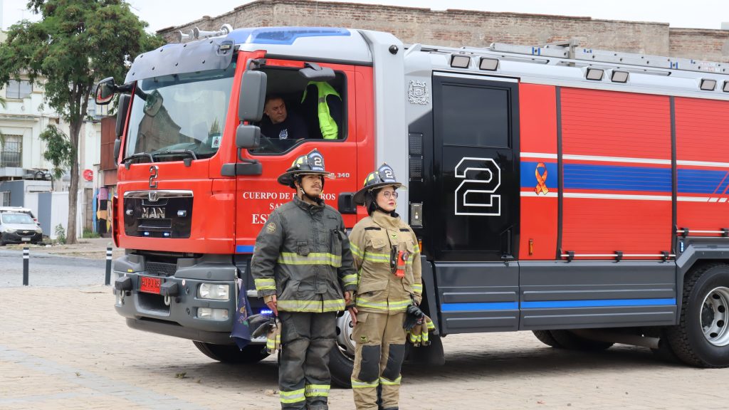 Cementerio General conmemoró a las víctimas del Incendio de la Iglesia de la Compañía de Jesús con emotiva ceremonia de memoria y homenaje