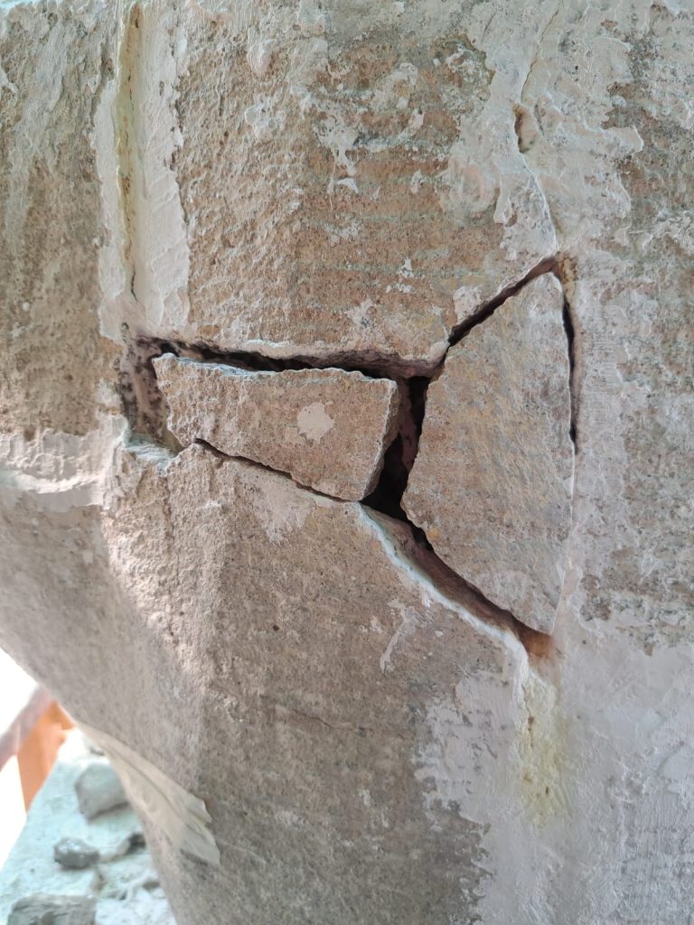 Avances en la consolidación de la escultura “Último Regazo”