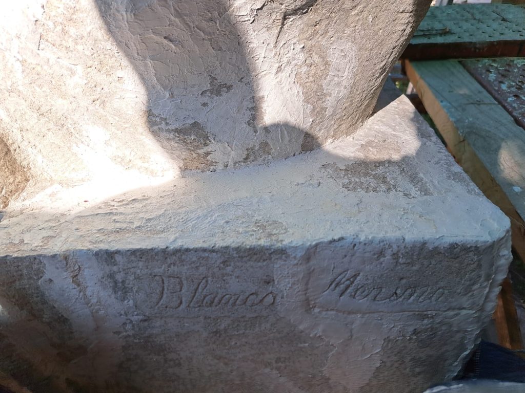 Avances en la consolidación de la escultura “Último Regazo”