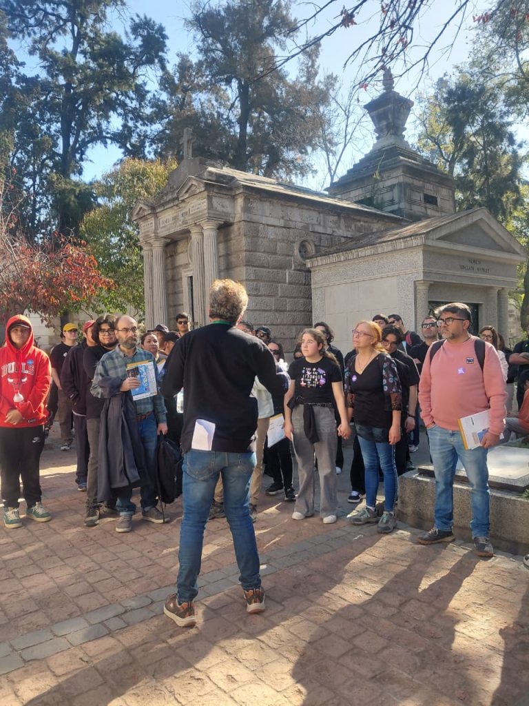 Más de 4.000 personas celebraron el Día de los Patrimonios en el Cementerio General