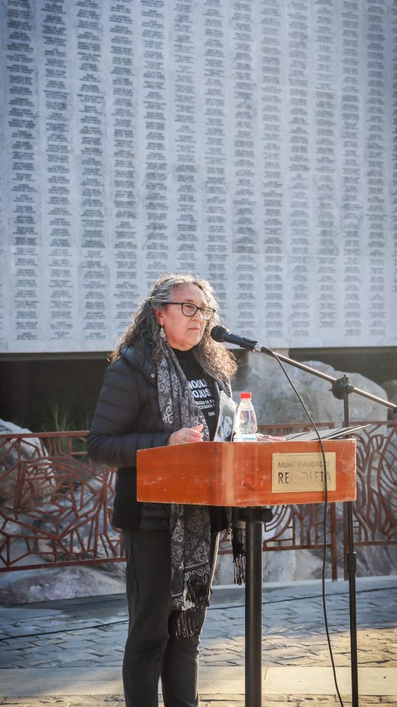 Cementerio General de Recoleta acoge hito conmemorativo por el Mes de los Derechos Humanos